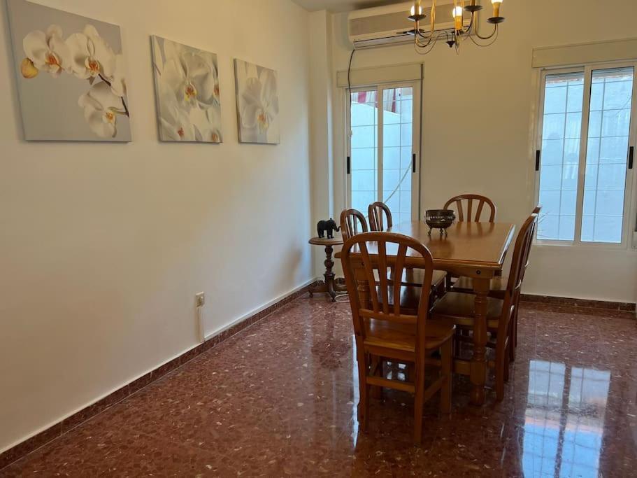 Casa Soleada En Calle Tranquila Sevilla Exteriér fotografie